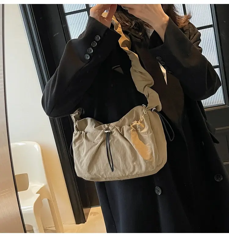Factory Korean Drawstring Pleated Cloud Bag 2025 — feature 19