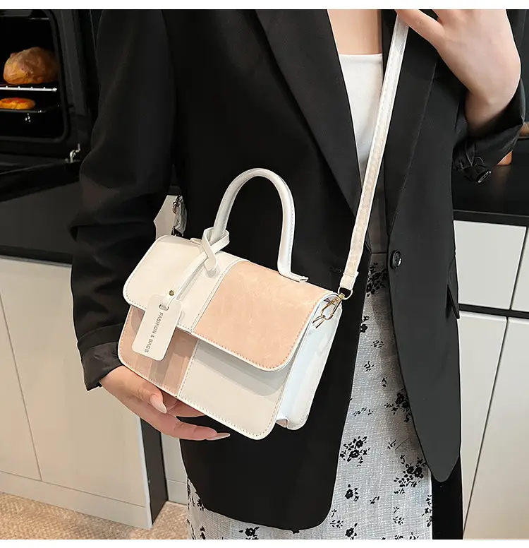 Women's Korean Style Contrast Color Shoulder Bag — feature 10