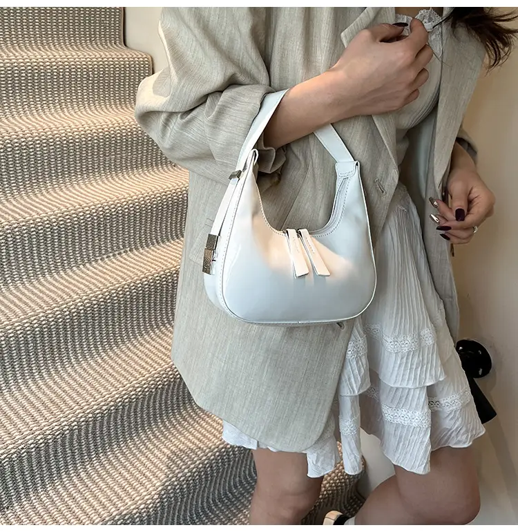 2026 Women Patent Leather Shoulder Bag Maroon — feature 21