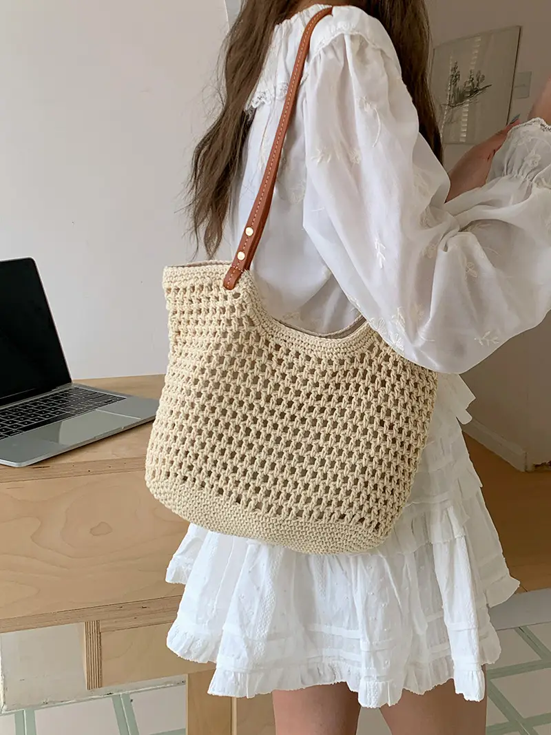 New Hollow Mesh Shoulder Bag for Beach Travel — feature 3