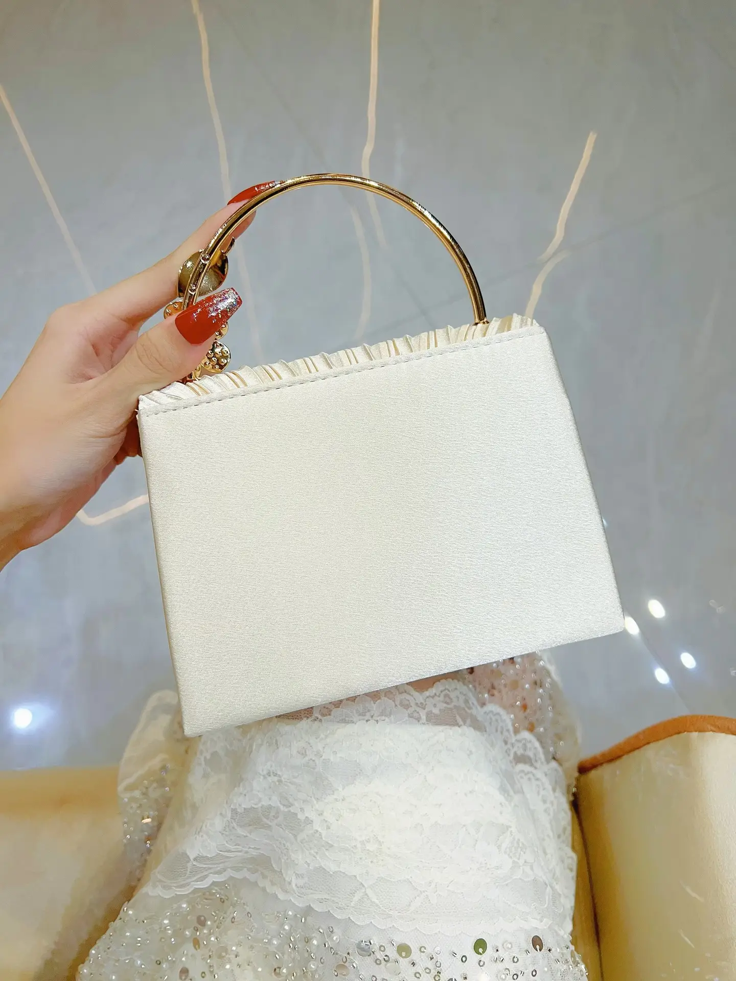 New Crossbody Luxury Clutch Bag with Pearl Handle — feature 6