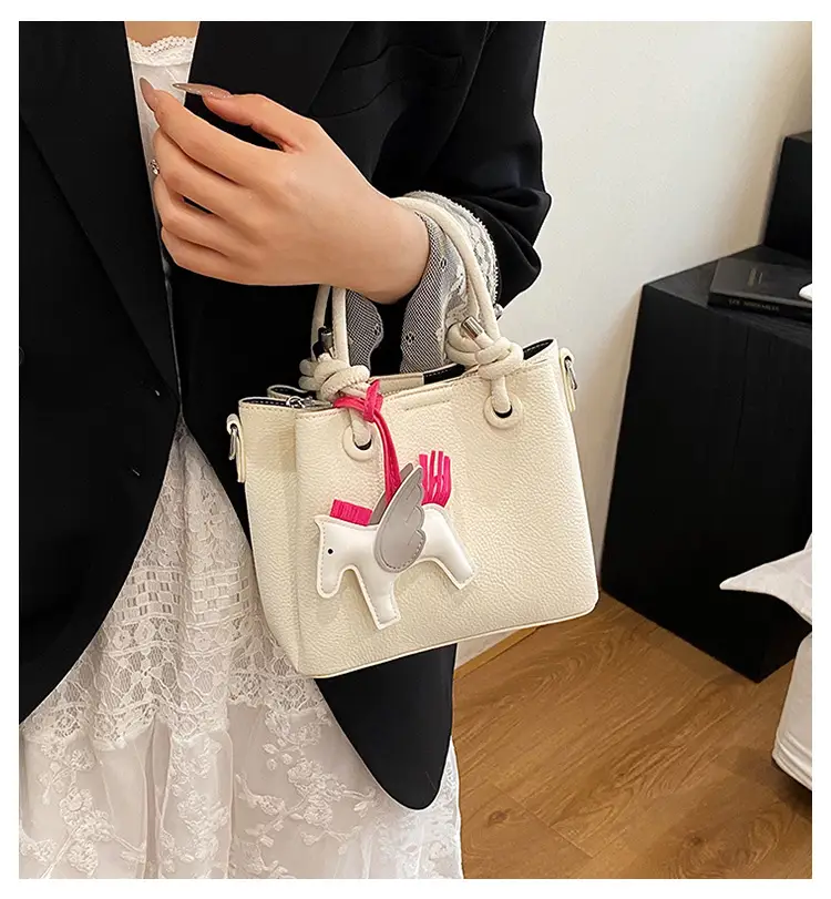Women Crossbody Bag Rabbit Design Beige 2026 — feature 1