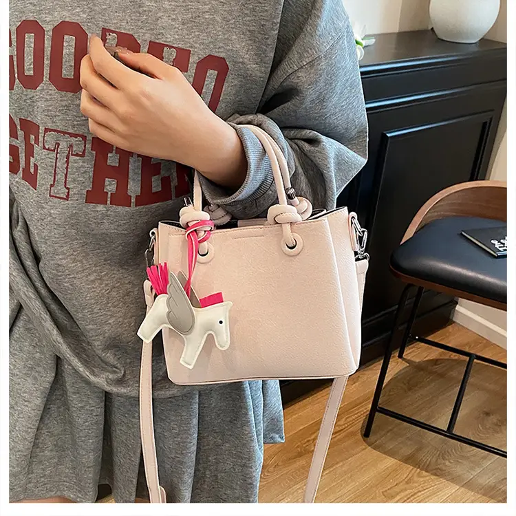 Women Crossbody Bag Rabbit Design Beige 2026 — feature 13
