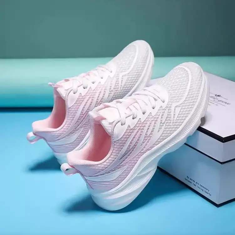 2025 New Sports Shoes Women's Summer Shoes Thin Mesh Breathable Women's Shoes Lightweight Soft Sole Cushioning Running Shoes