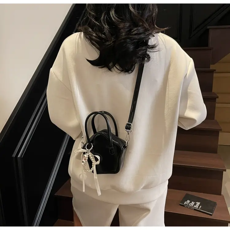 Cute Pearl-Decorated Mini Crossbody Bag for Women — feature 31