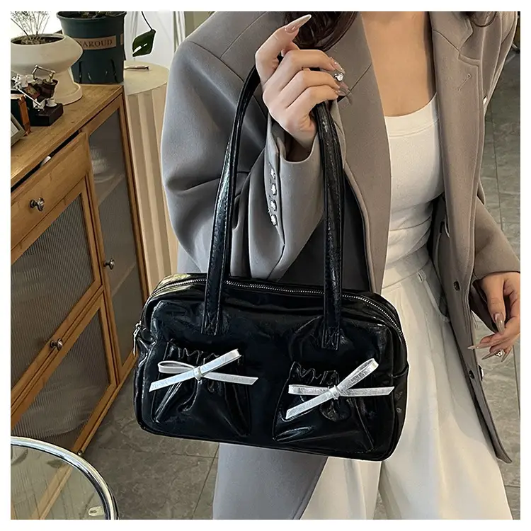 Silver Bow Crossbody Bag for Women 2025 — feature 17