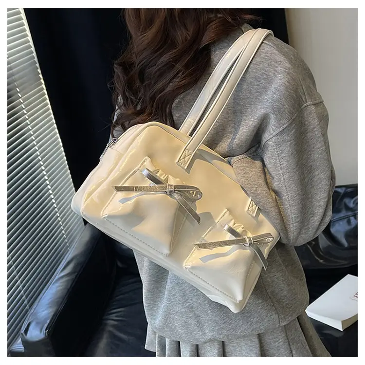 Silver Bow Crossbody Bag for Women 2025 — feature 26