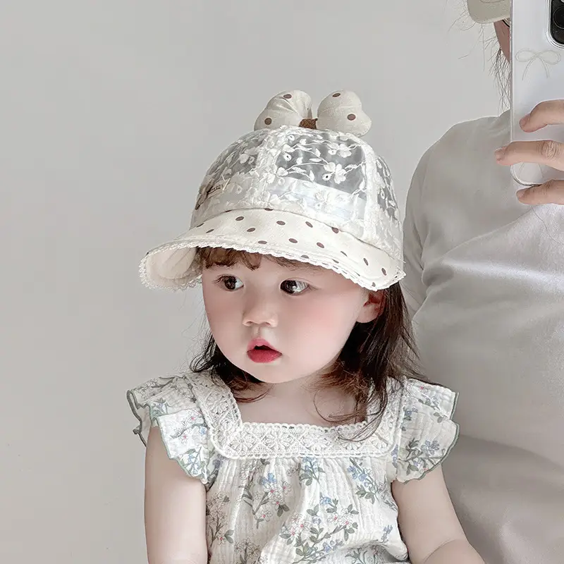 Baby's Cute Cat Ears Sun Hat with Lace Trim — feature 2