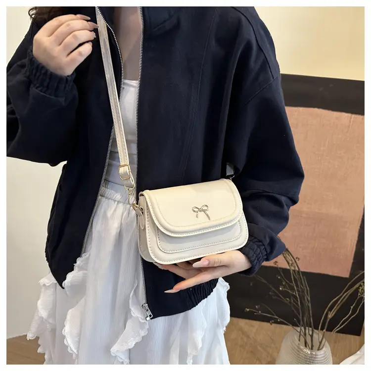 Korean Bow Shoulder Bag Brown 2025 — feature 12