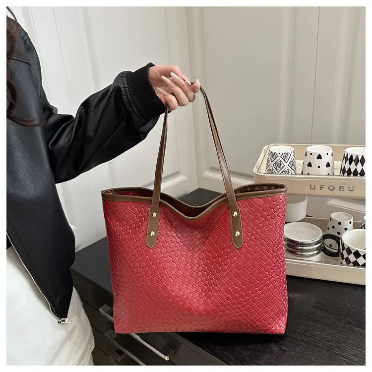 Women's Underarm Bag 2025 New High-End Western Style — feature 21
