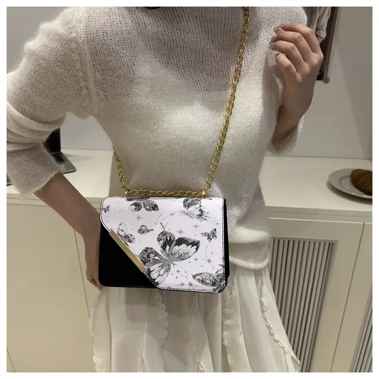 Small Floral Crossbody Bag with Gold Chain — feature 7