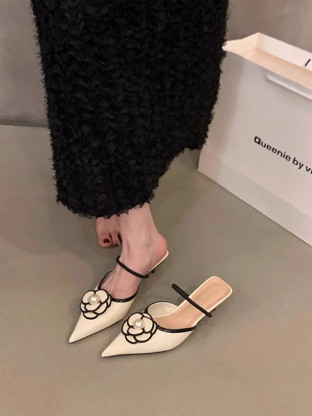 2026 New Summer Style Chanel-Inspired Half-Slipper Shoes, French-Style Retro Closed-Toe Half-Mules for Women — feature 3