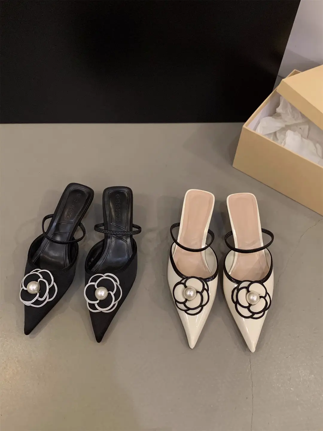 2026 New Summer Style Chanel-Inspired Half-Slipper Shoes, French-Style Retro Closed-Toe Half-Mules for Women — feature 7
