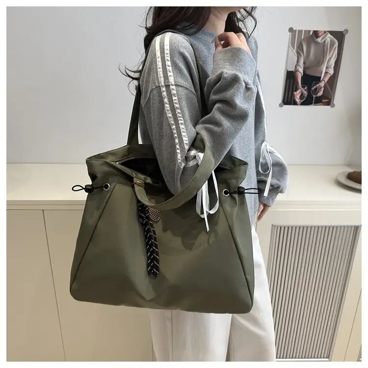 Women's Large Capacity Crossbody Bag Cream 2025 — feature 10