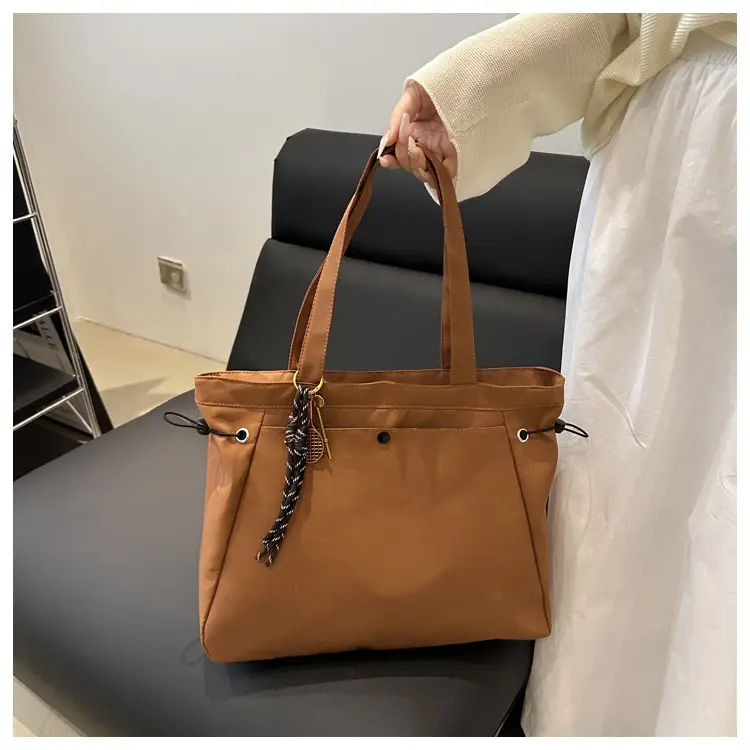 Women's Large Capacity Crossbody Bag Cream 2025 — feature 14