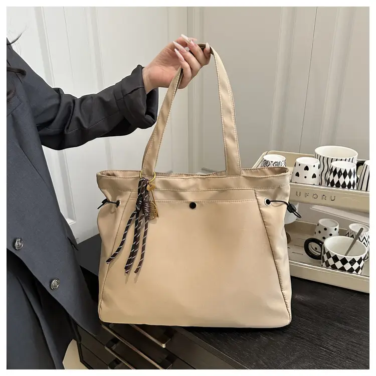 Women's Large Capacity Crossbody Bag Cream 2025 — feature 18