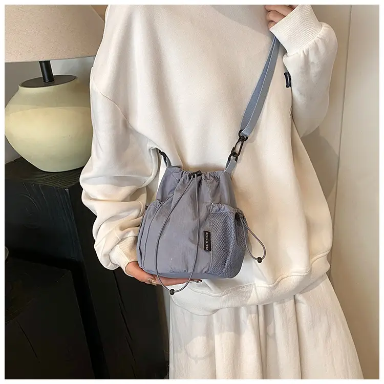 Black Nylon Crossbody Bag for Women Large Capacity — feature 22