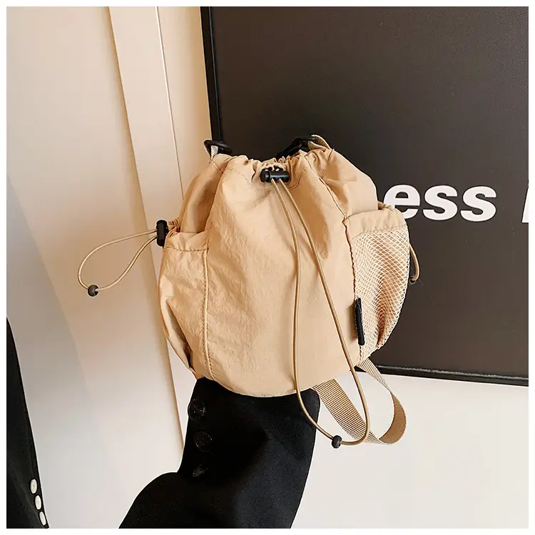 Black Nylon Crossbody Bag for Women Large Capacity — feature 8