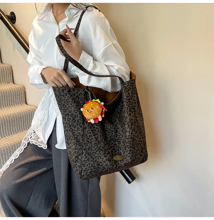 2025 Leopard Print Large Tote Bag Women's Canvas Shoulder Bag — feature 17