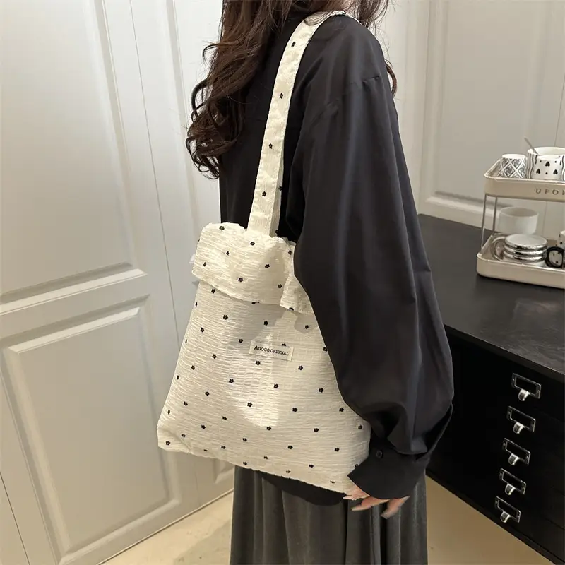 Red Ruffled Spring New Women's Commuter Bag - Image 6