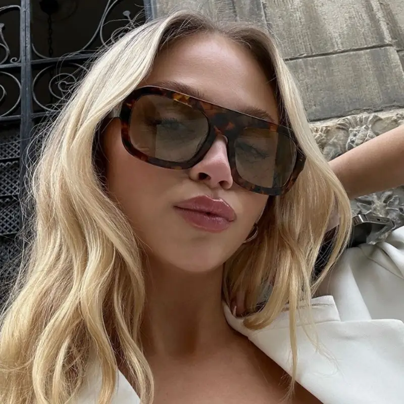 Women's Retro Aviator Sunglasses Green Lens