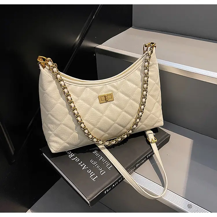Vintage Rhombic Chain Tote Bag Women 2025 New Commute — feature 16