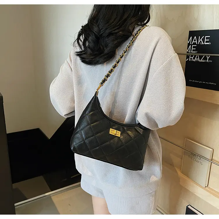 Vintage Rhombic Chain Tote Bag Women 2025 New Commute — feature 29
