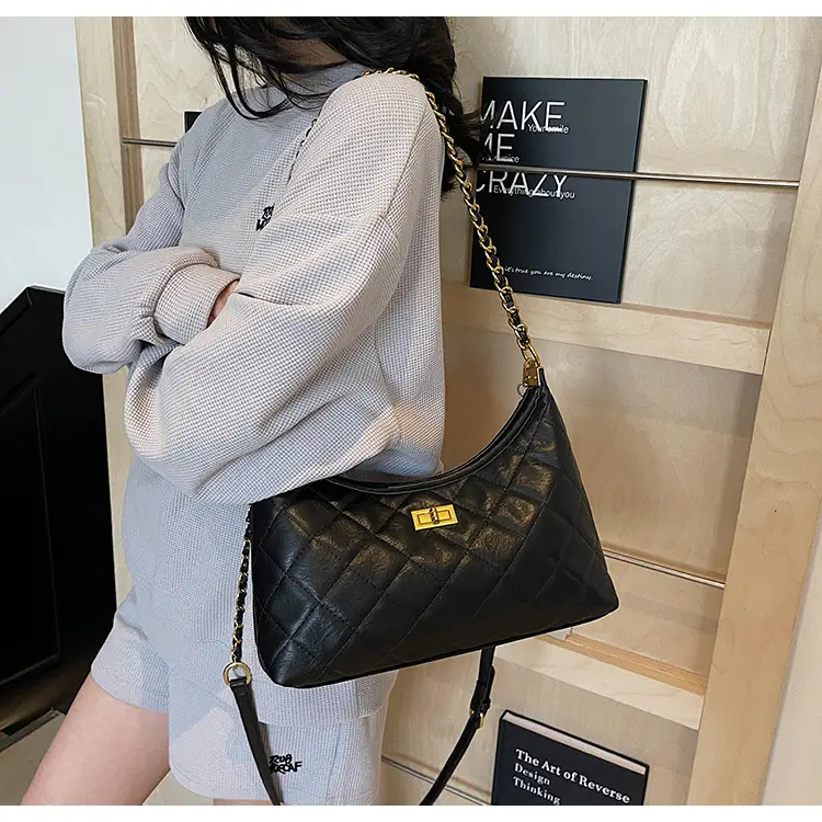 Vintage Rhombic Chain Tote Bag Women 2025 New Commute — feature 32