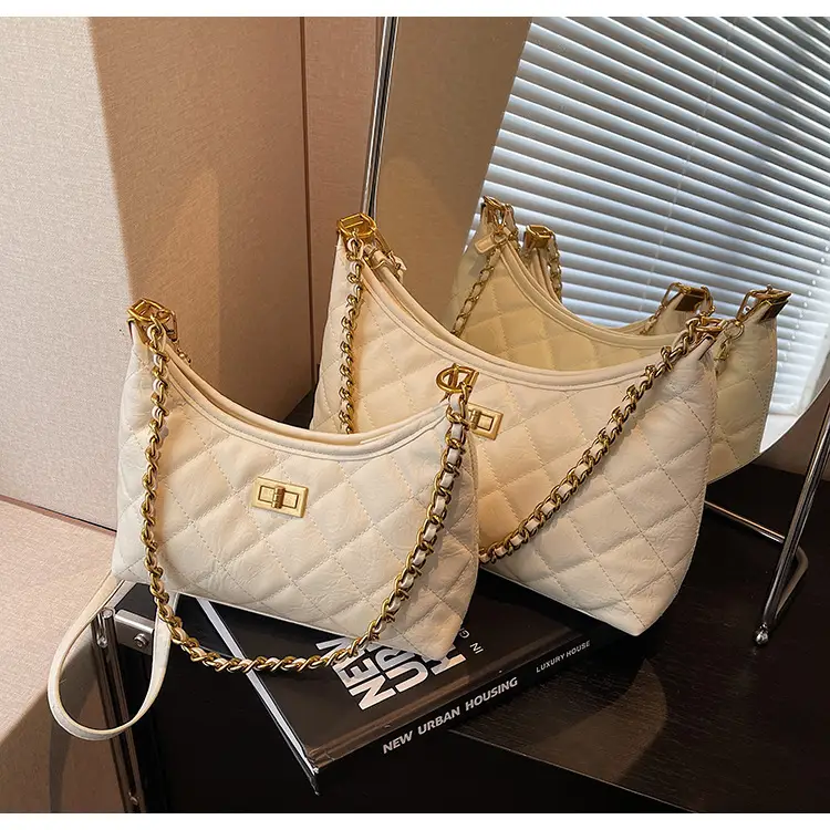 Vintage Rhombic Chain Tote Bag Women 2025 New Commute — feature 48