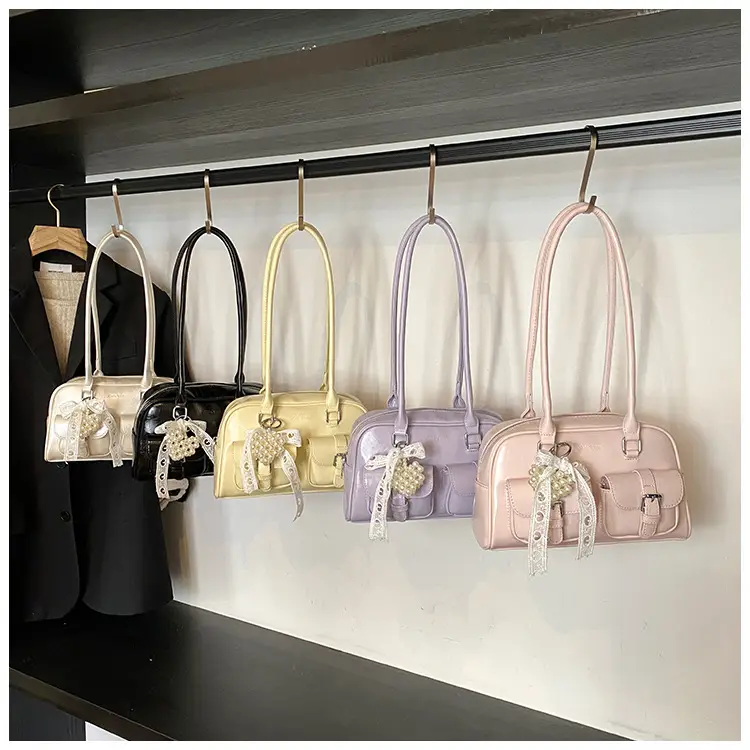 Korean Style Women's Leather Shoulder Bag 2026 — feature 1