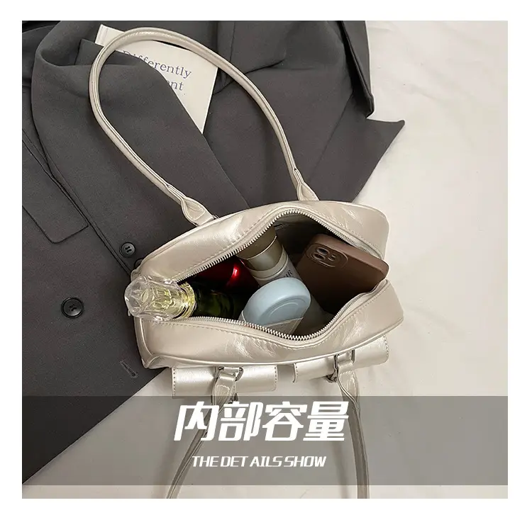 Korean Style Women's Leather Shoulder Bag 2026 — feature 10