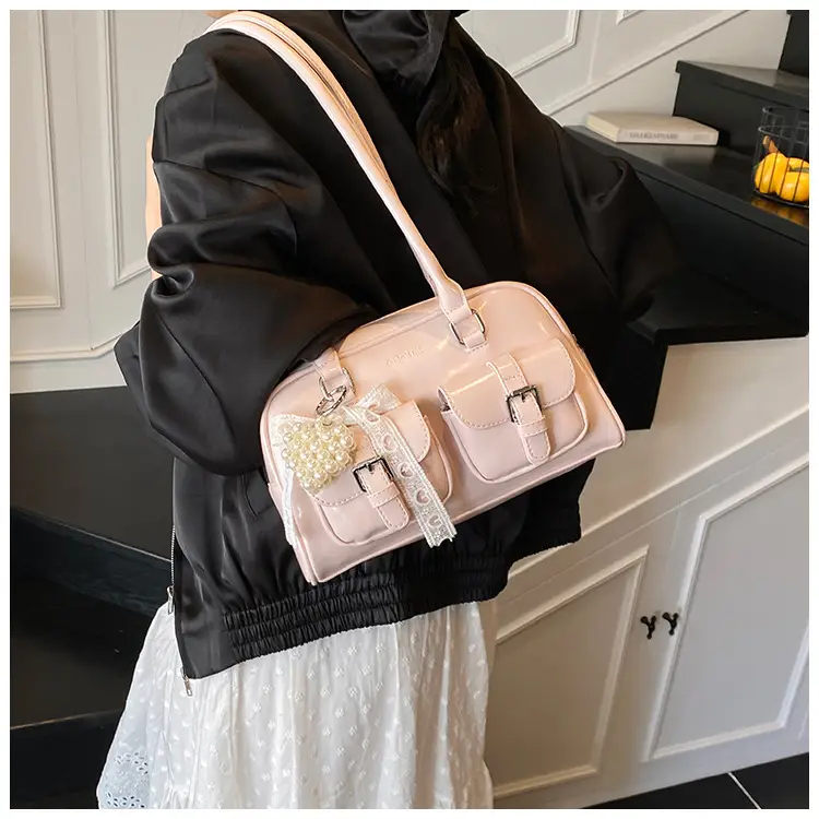 Korean Style Women's Leather Shoulder Bag 2026 — feature 16