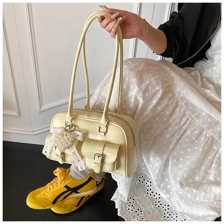 Korean Style Women's Leather Shoulder Bag 2026 — feature 19