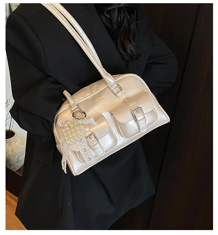 Korean Style Women's Leather Shoulder Bag 2026 — feature 2
