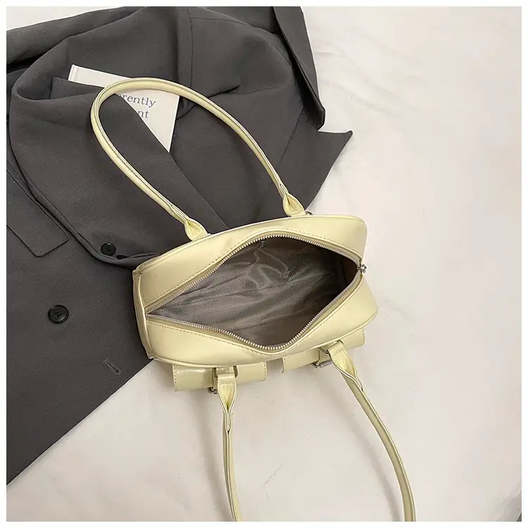 Korean Style Women's Leather Shoulder Bag 2026 — feature 24