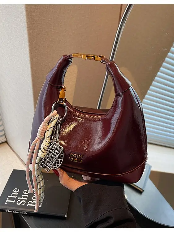 Women Crossbody Bag Retro Style 2025 Casual Leather - Image 4