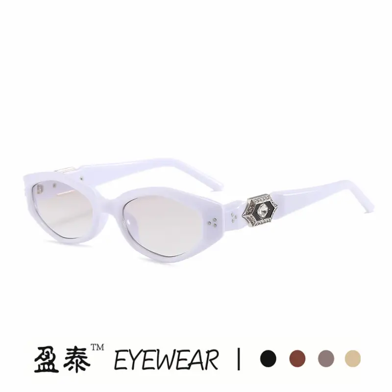 Diamond Cat-Eye Sunglasses Women Sandalwood UV400 - Image 5