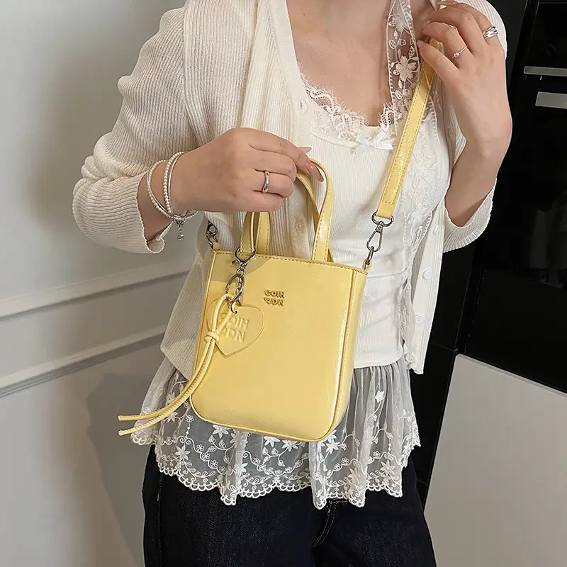 Women's Cream Textured Bucket Bag 2025 Summer