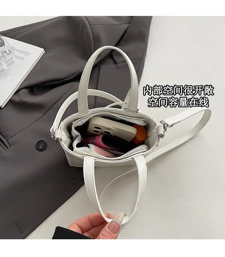 Women's Cream Textured Bucket Bag 2025 Summer — feature 9