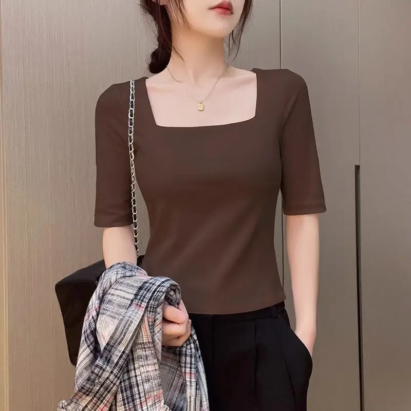 Black Mid-sleeve T-shirt Women's 2025 Summer New Design Sense French Square Neck Shoulder Slimming Half-sleeve Base Top - Image 6