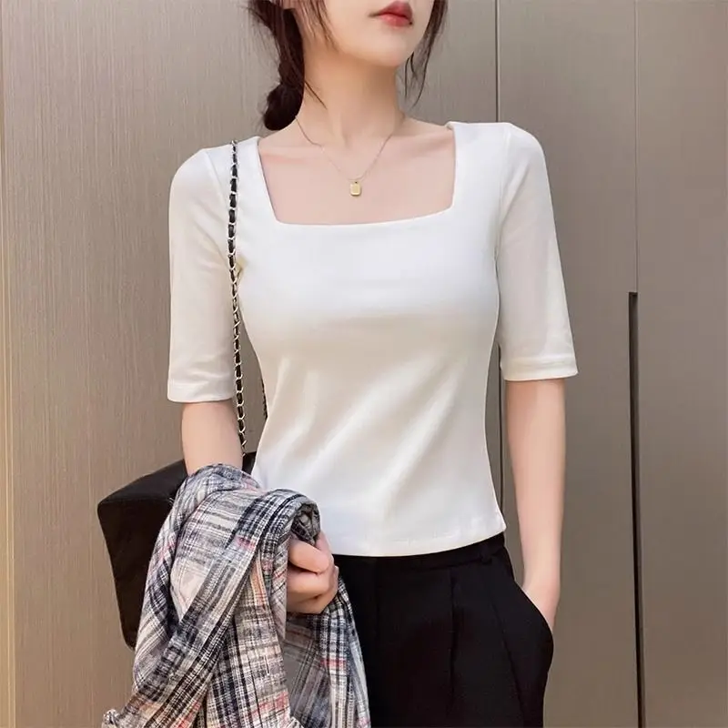 Black Mid-sleeve T-shirt Women's 2025 Summer New Design Sense French Square Neck Shoulder Slimming Half-sleeve Base Top - Image 2