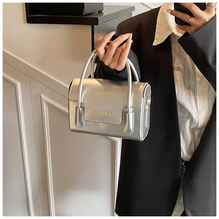 Red Minimalist Square Handbag for Women 2026 — feature 20