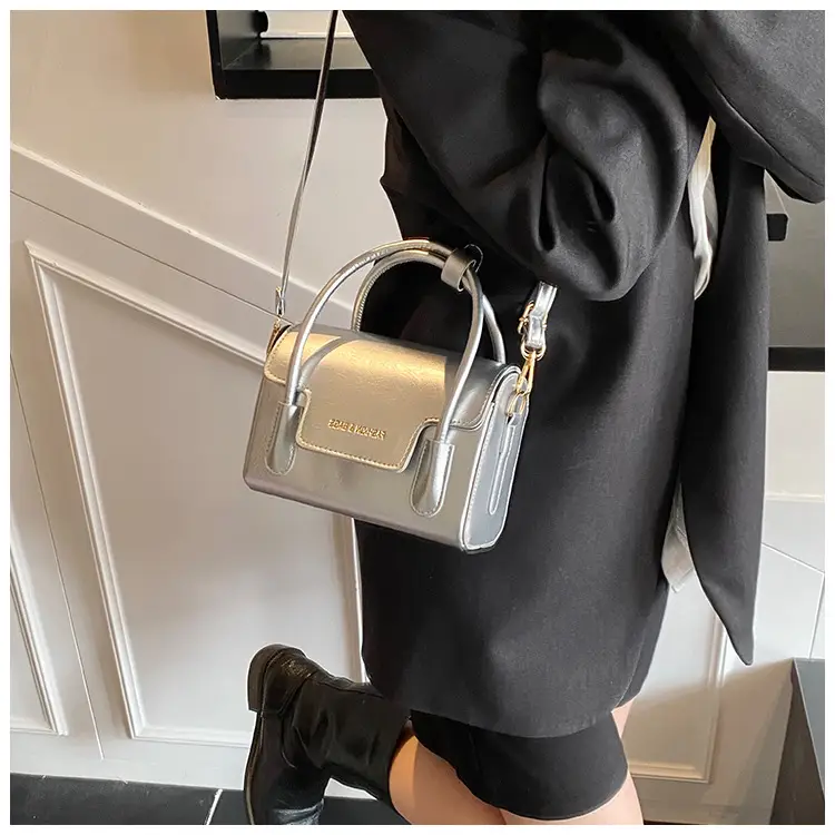 Red Minimalist Square Handbag for Women 2026 — feature 24