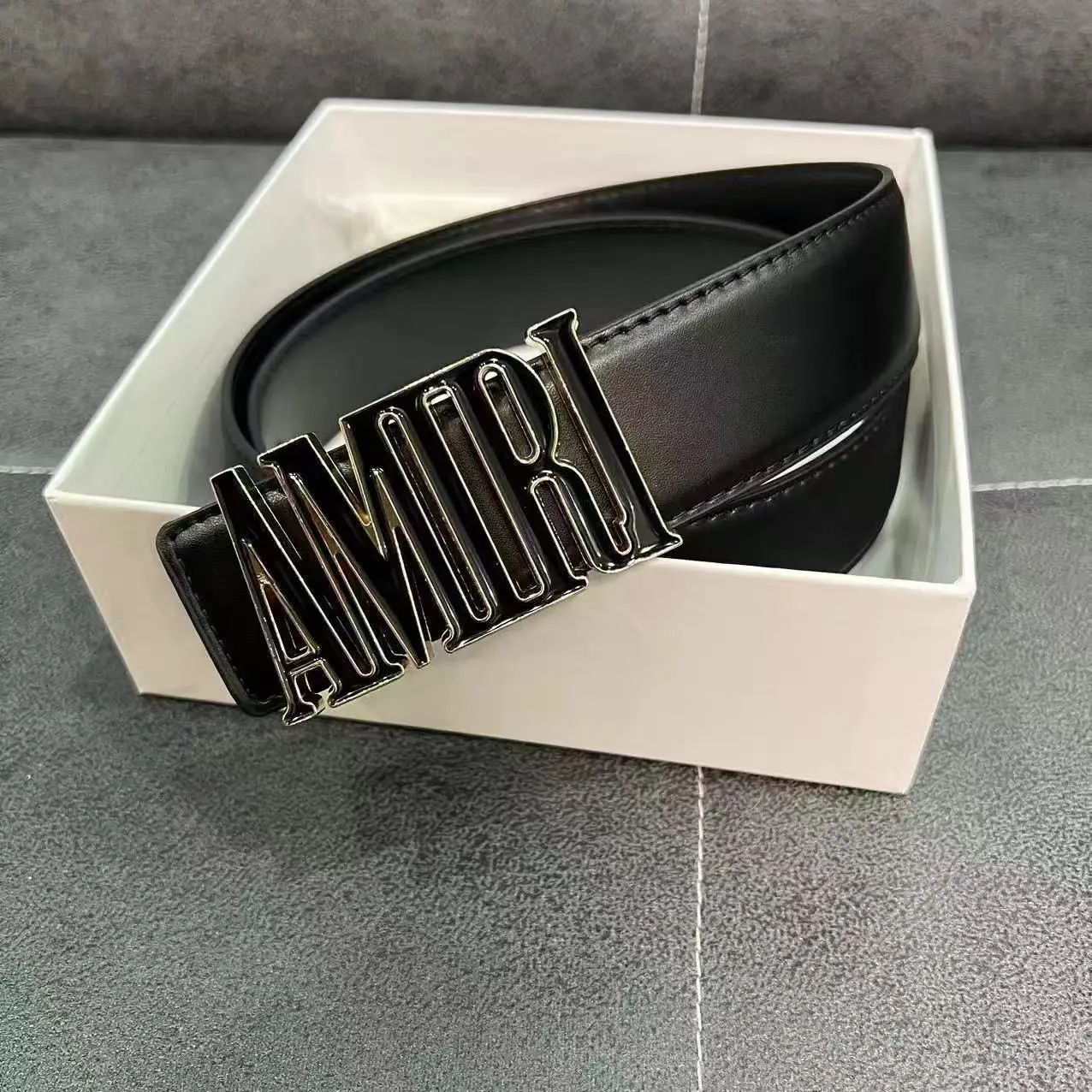 Men's Black Leather Belt with Gold Buckle - Image 5