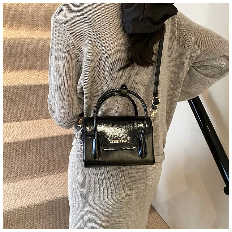Silver Minimalist Shoulder Crossbody Bag for Women 2025 — feature 12