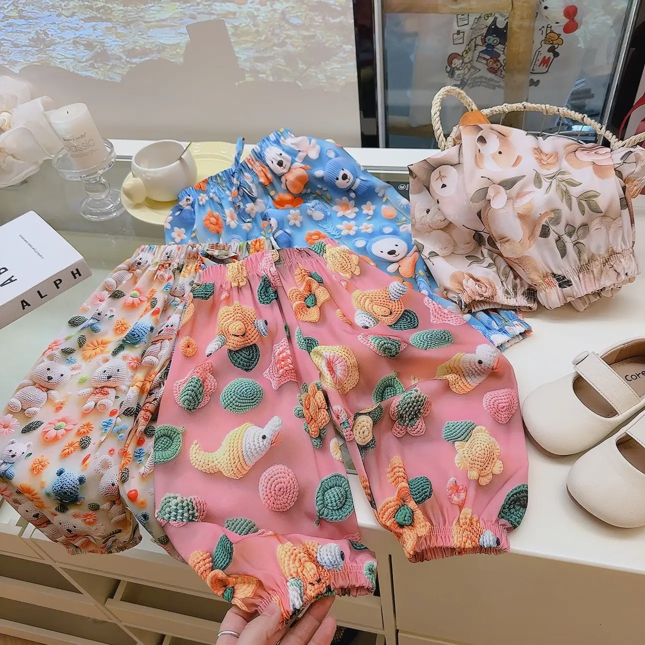 Summer 3D Anti-Mosquito Pants for Boys Girls Blue Floral — feature 1
