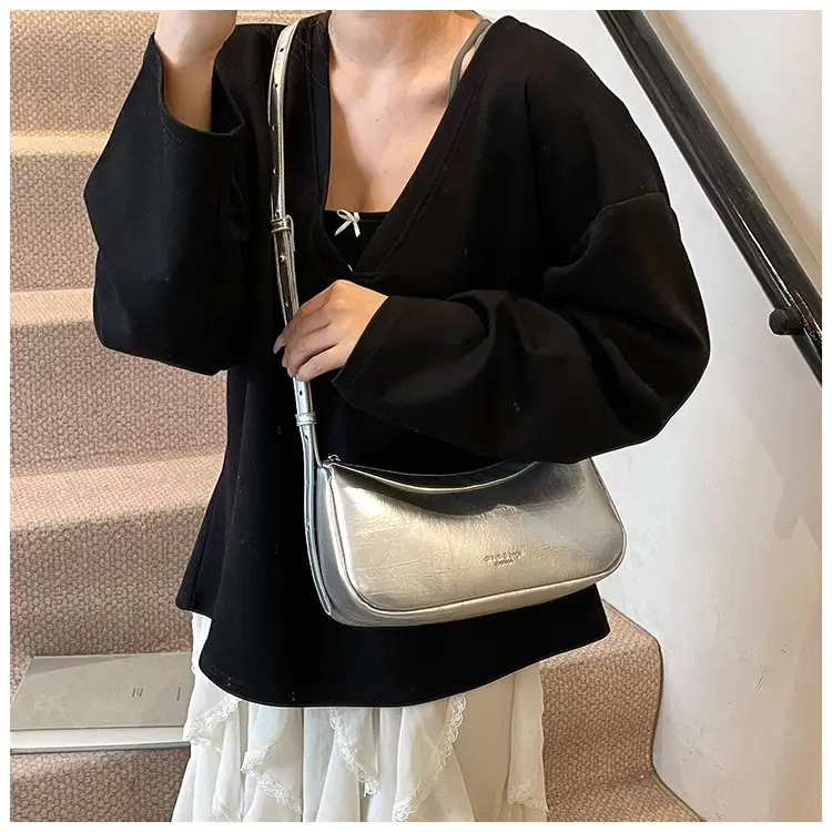 Women Shoulder Bag Tan Leather Commuter Bag 2025 Spring — feature 15