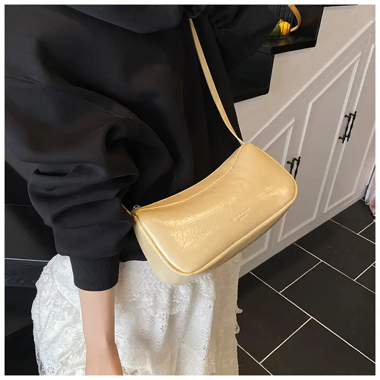 Women Shoulder Bag Tan Leather Commuter Bag 2025 Spring — feature 22