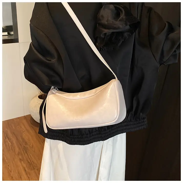 Women Shoulder Bag Tan Leather Commuter Bag 2025 Spring — feature 27