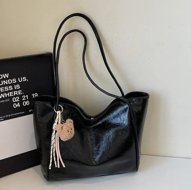 Women's Large Capacity Beige Shoulder Bag with Bear Earrings